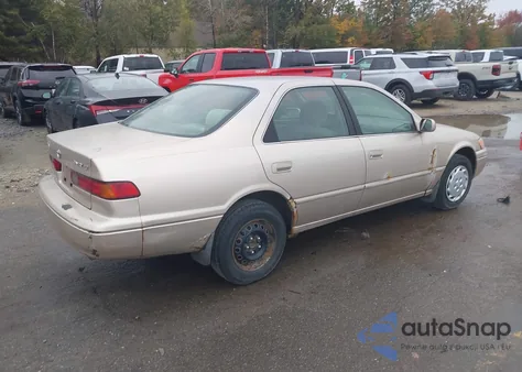 1997 Toyota Camry Le из США, поврежденный, VIN 4T1BG22K3VU748137